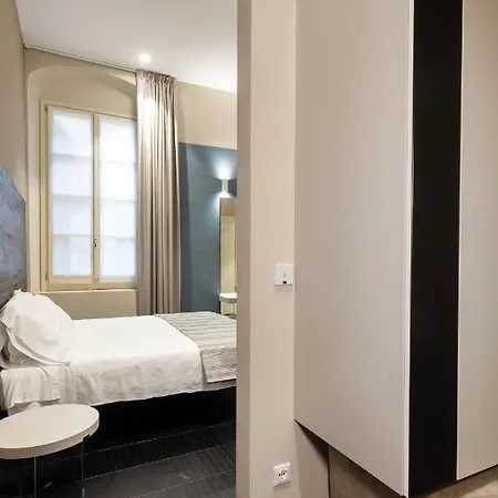 Πανσιόν Salina Luxury 4*