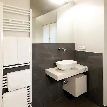 Salina Luxury Guest house