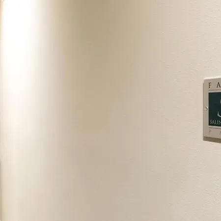 بيت ضيافة Salina Luxury 4*