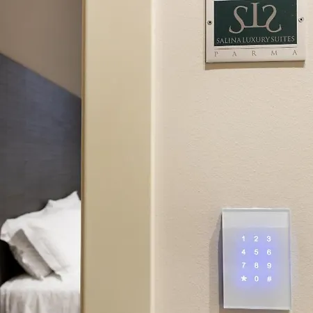 Salina Luxury 4* Parma